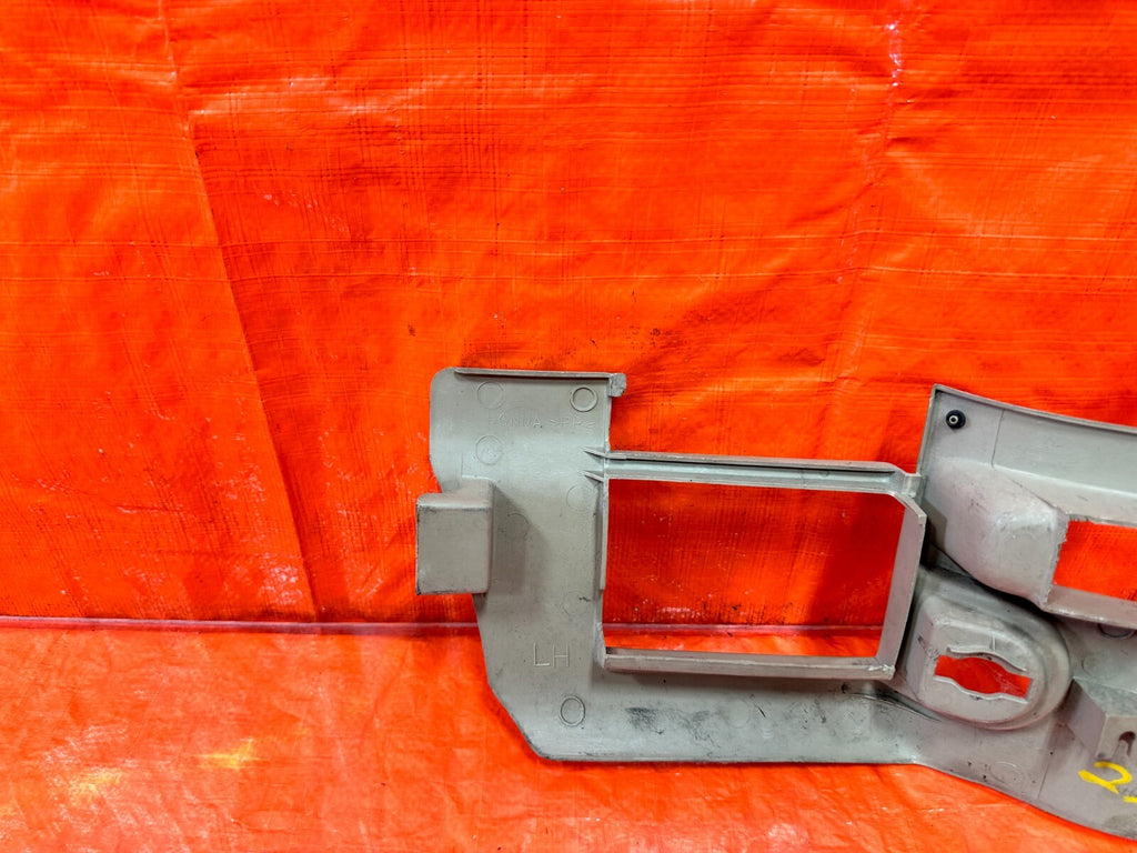 92 96 HONDA PRELUDE   KICK PANEL   DRIVER LEFT SIDE   TAN COLOR   OEM #27311