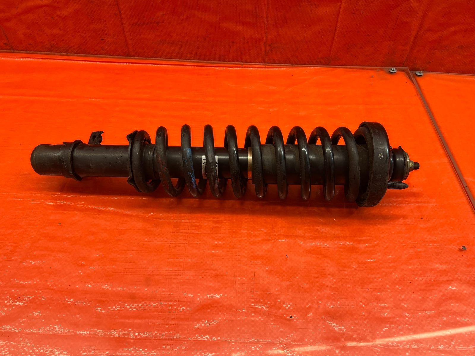 94 01 ACURA INTEGRA   SHOCK AND SPRING STRUT   PASSENGER RIGHT FRONT   OEM #1660