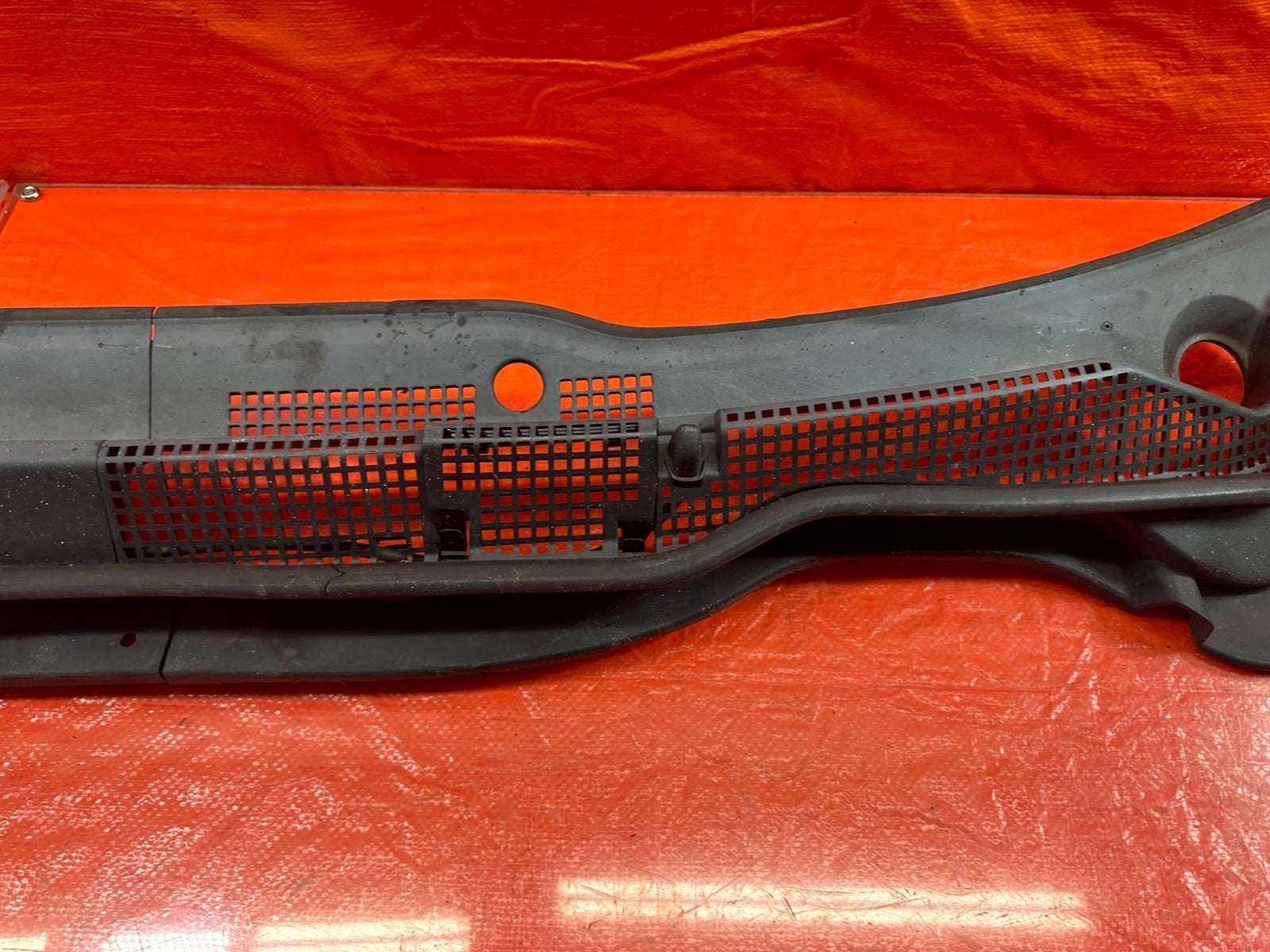 04 05 ACURA TSX   WINDSHIELD WIPER COWL TRIM PLASTIC   OEM FACTORY #1966