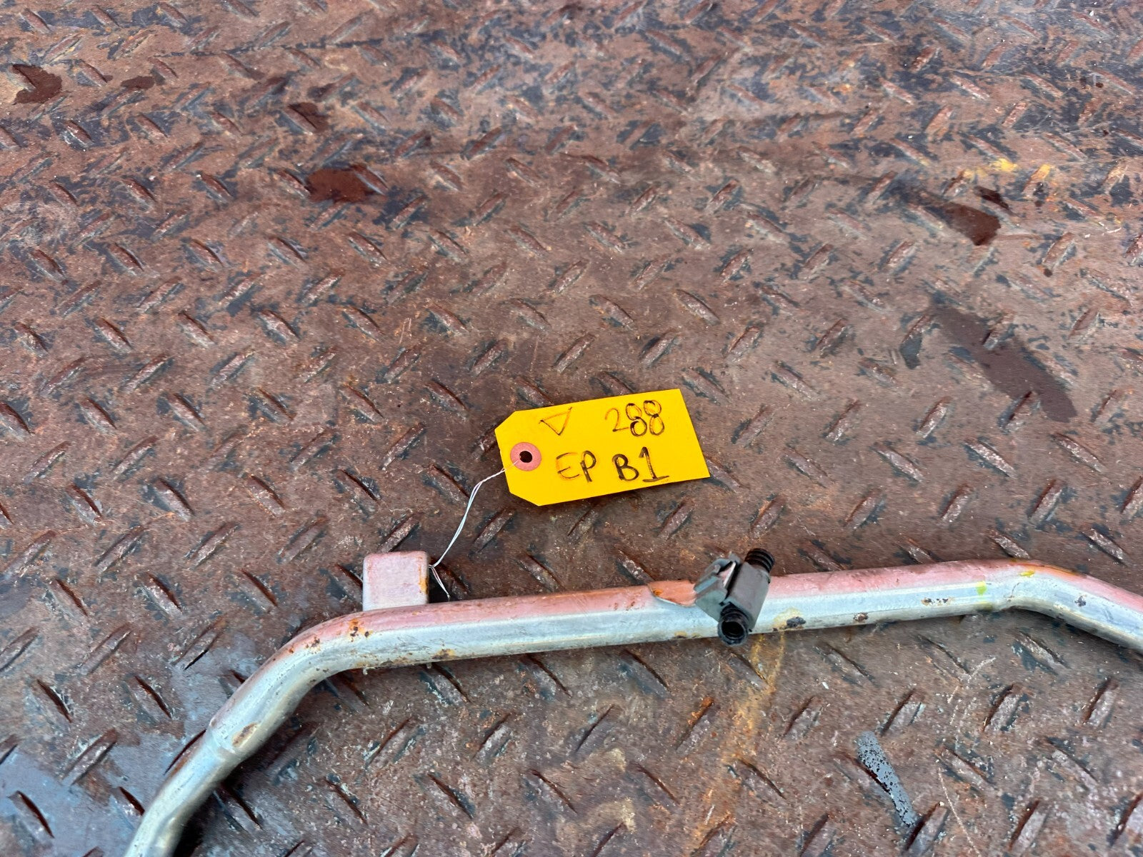 02 05 LEXUS SC430   3UZFE   COOLANT LINE   OEM FACTORY #2887
