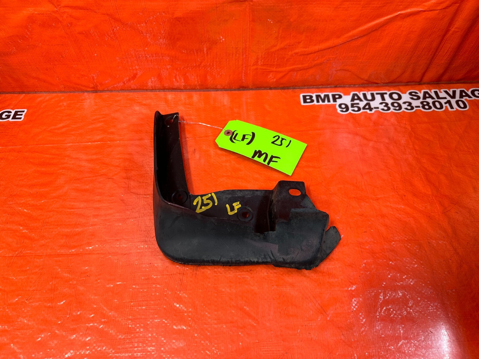 08 12 HONDA ACCORD SEDAN   DRIVER LEFT FRONT MUD FLAP SPLASH GUARD   OEM #2510