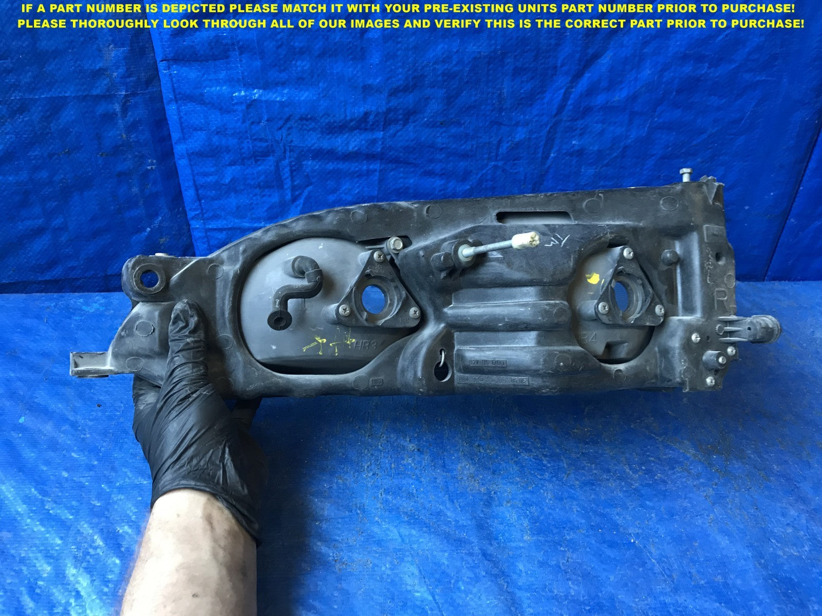 OEM 1995 1996 95 96 TOYOTA CAMRY   PASSENGER RIGHT HEADLIGHT   1 BAD TAB 6
