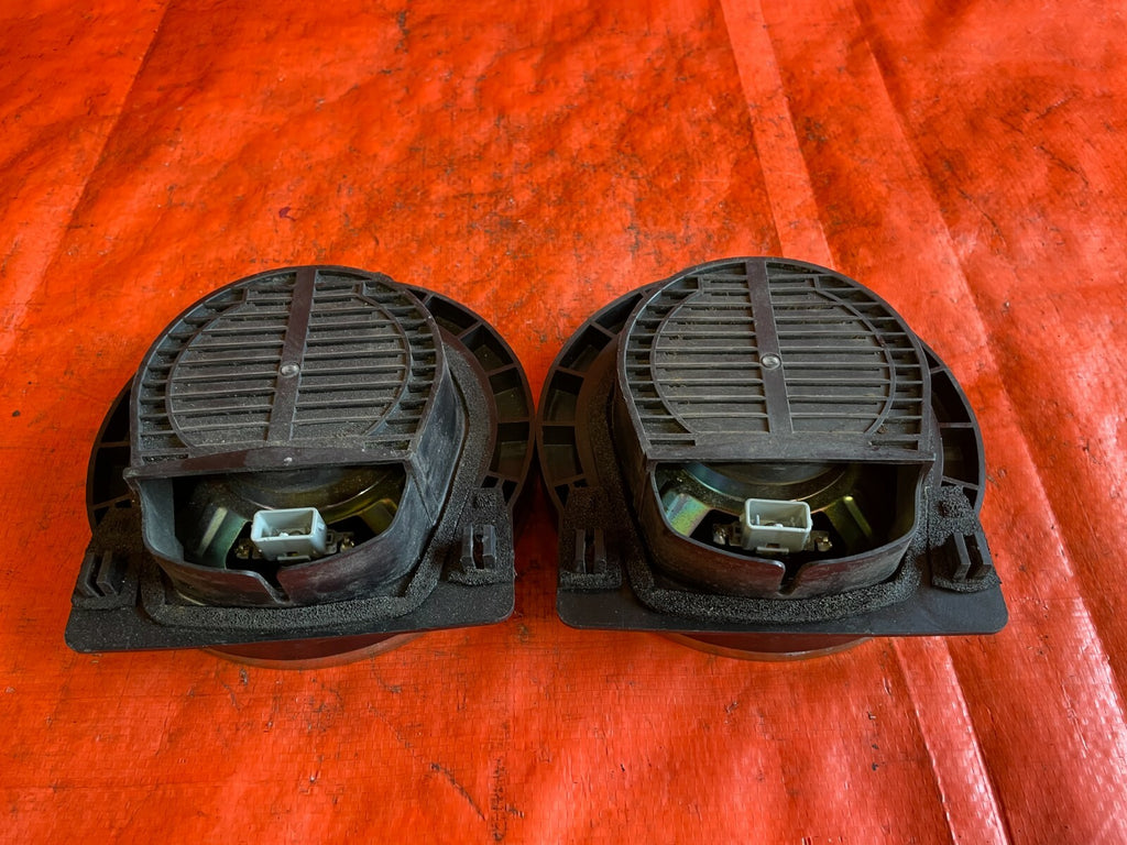 02 04 ACURA RSX TYPE S DRIVER LEFT PASSENGER RIGHT FRONT SPEAKER SET OEM OE3