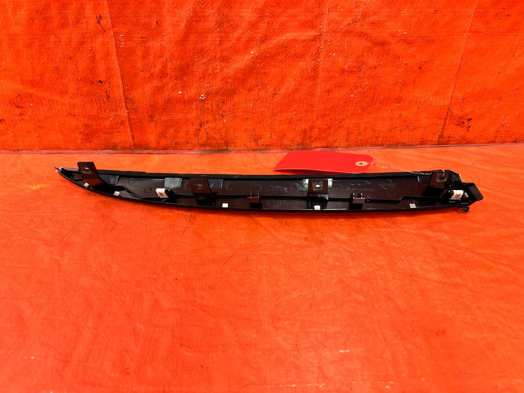 09 15 INFINITI G37 CONVERTIBLE   PASSENGER RIGHT DASH TRIM   OEM #3102