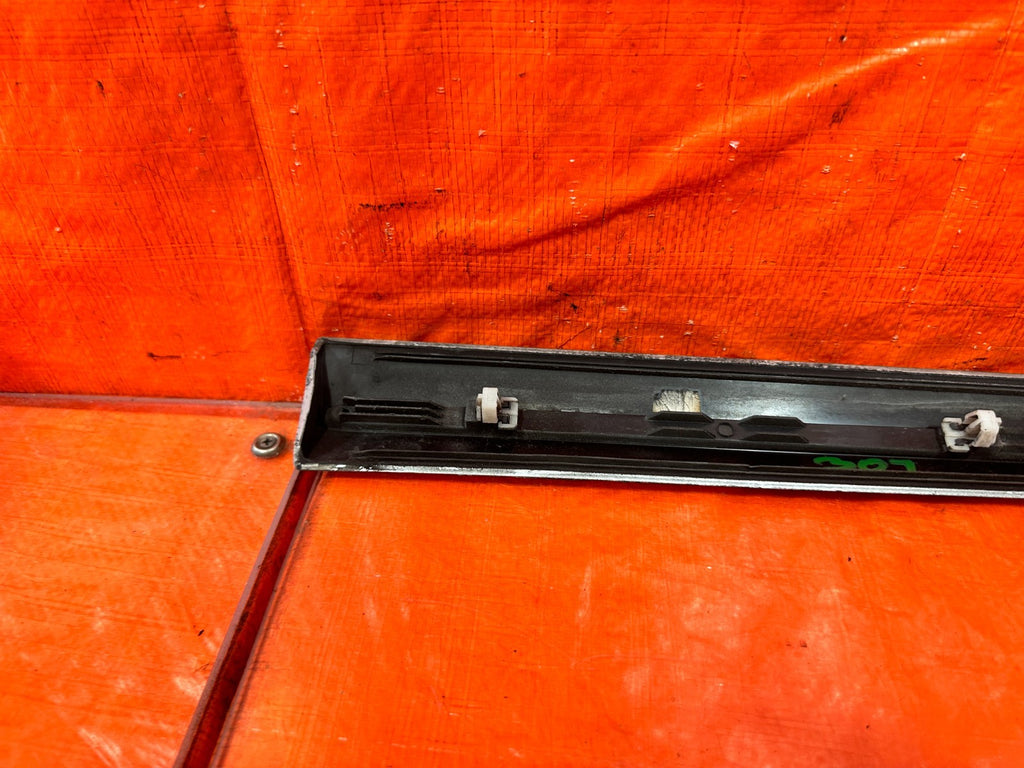 06 11 HONDA CIVIC SI 4D SEDAN   DOOR MOLDING IMPACT STRIP RIGHT FRONT OEM #3075