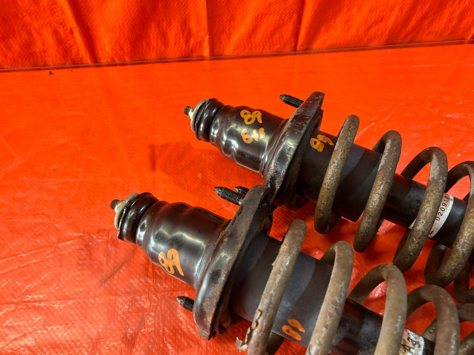 02 04 ACURA RSX TYPE S   REAR SHOCKS & SPRINGS LEFT AND RIGHT FACTORY OEM   8910