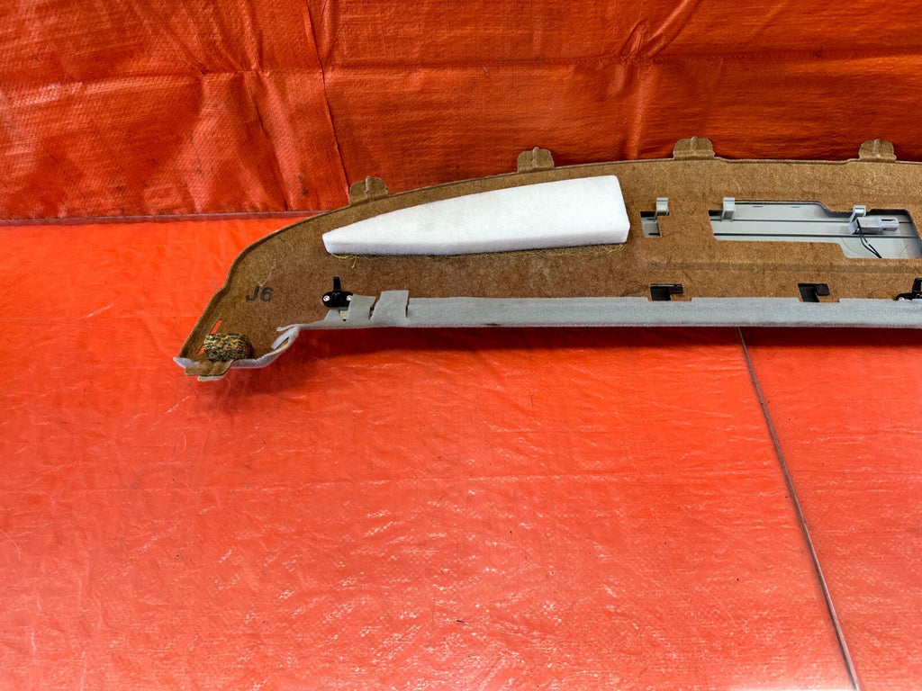 2009 09 LEXUS ES350   3RD BRAKE LIGHT W/ LIGHT GRAY SURROUNDING TRIM   OEM #24416