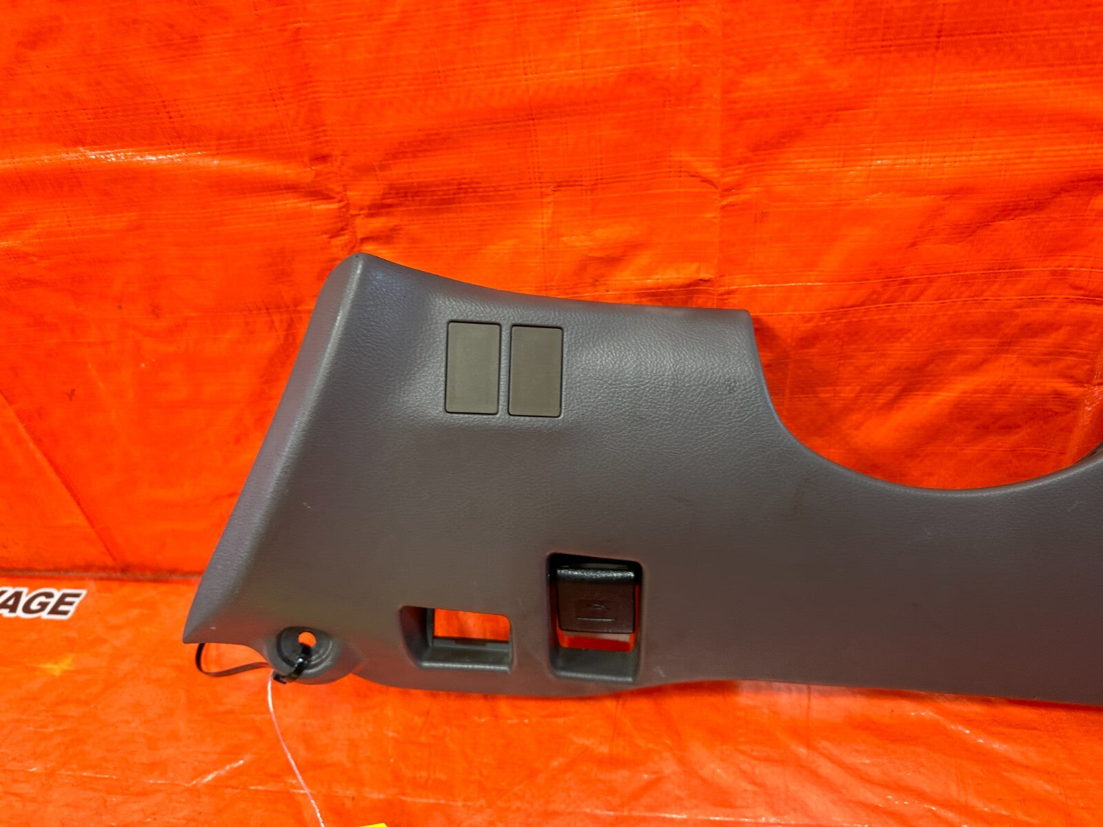 00 02 TOYOTA CELICA   KNEE TRIM UNDER STEERING COLUMN COVER   GRAY   OEM #2507