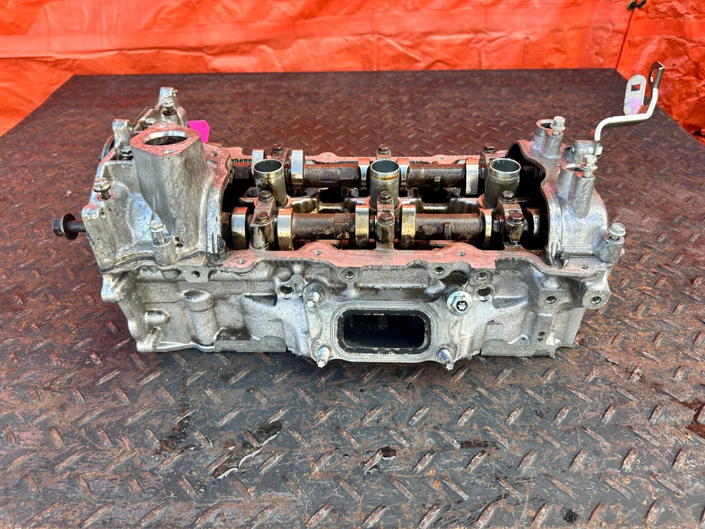 16 19 INFINITI Q50 17 18 Q60 3.0L   VR30DDTT CYLINDER HEAD   DRIVER LEFT   OEM 17