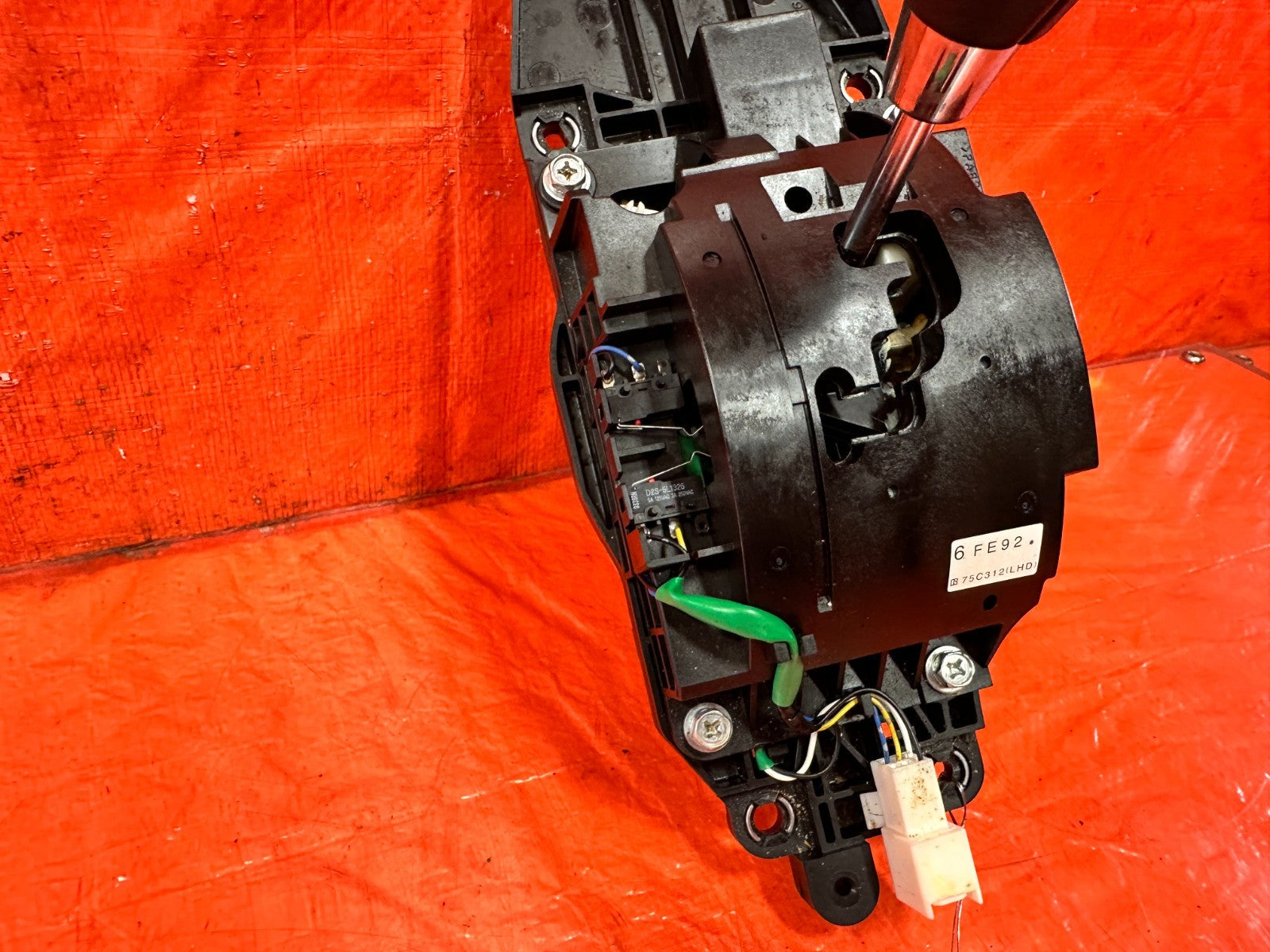 09 11 MAZDA RX8 RX 8   AUTOMATIC TRANSMISSION SHIFTER / GEAR SELECTOR OEM 303