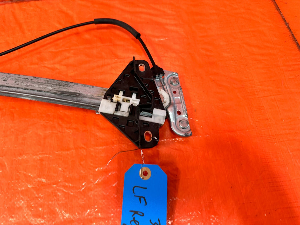 09 14 ACURA TSX   DRIVER LEFT FRONT WINDOW REGULATOR W/ MOTOR   OEM FACTORY #3212