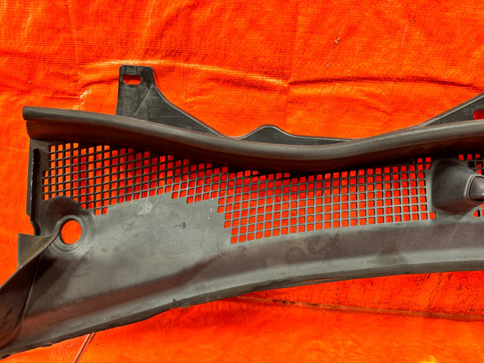 09 14 ACURA TSX   WINDSHIELD WIPER COWL TRIM PLASTIC BEZEL   OEM FACTORY #3219