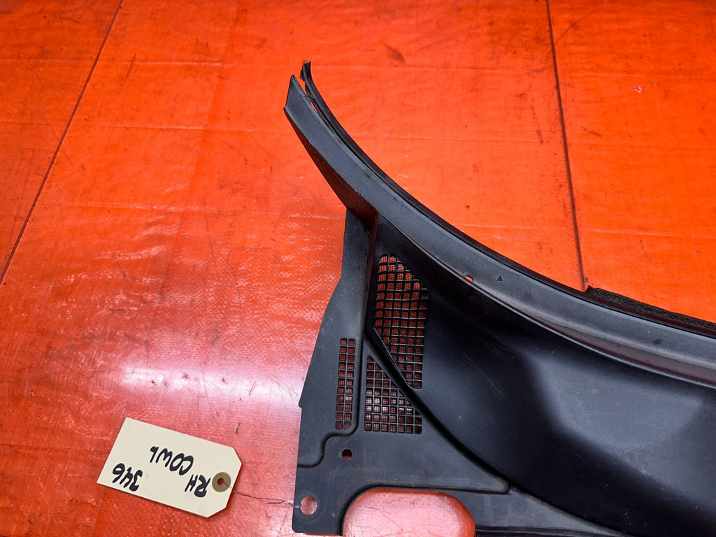 03-08 NISSAN 350Z PASSENGER RIGHT WINDSHIELD WIPER COWL TRIM PANEL OEM #3465