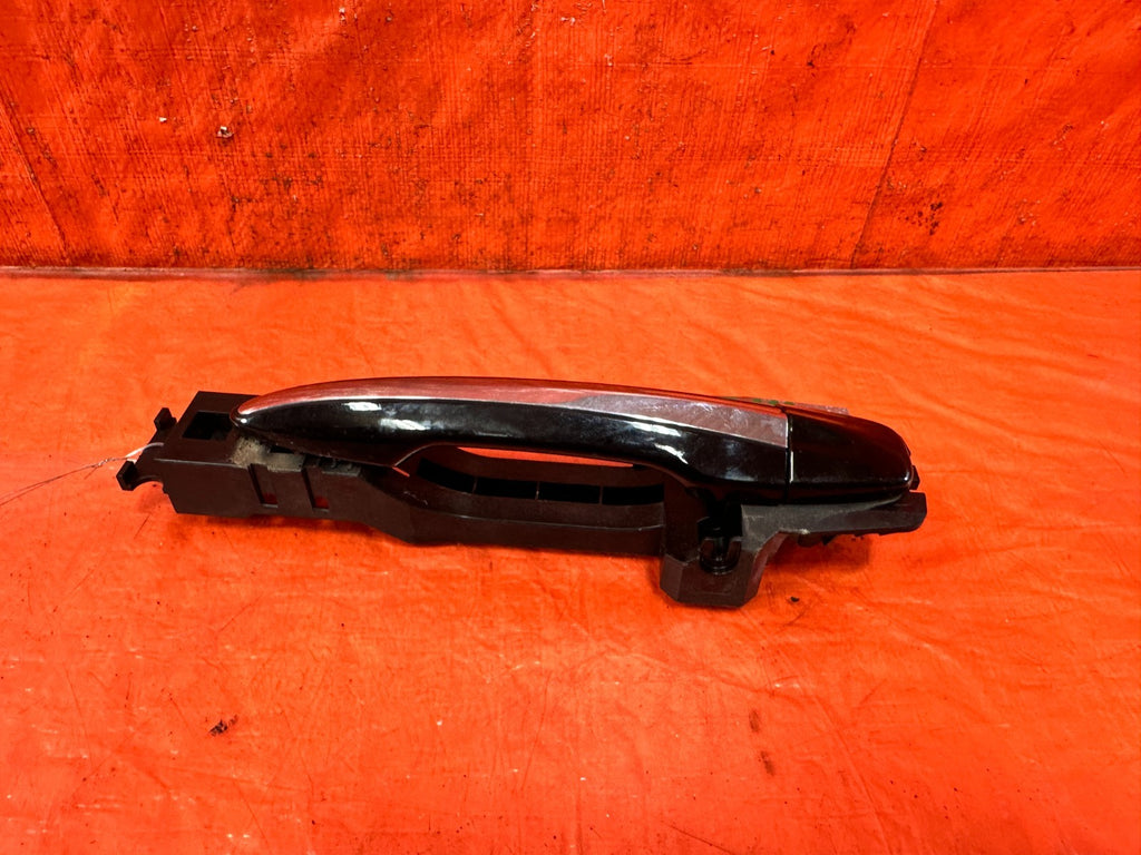 14 20 INFINITI Q50 DRIVER LEFT REAR EXTERIOR DOOR HANDLE W/ CAP AND BASE OEM 3141