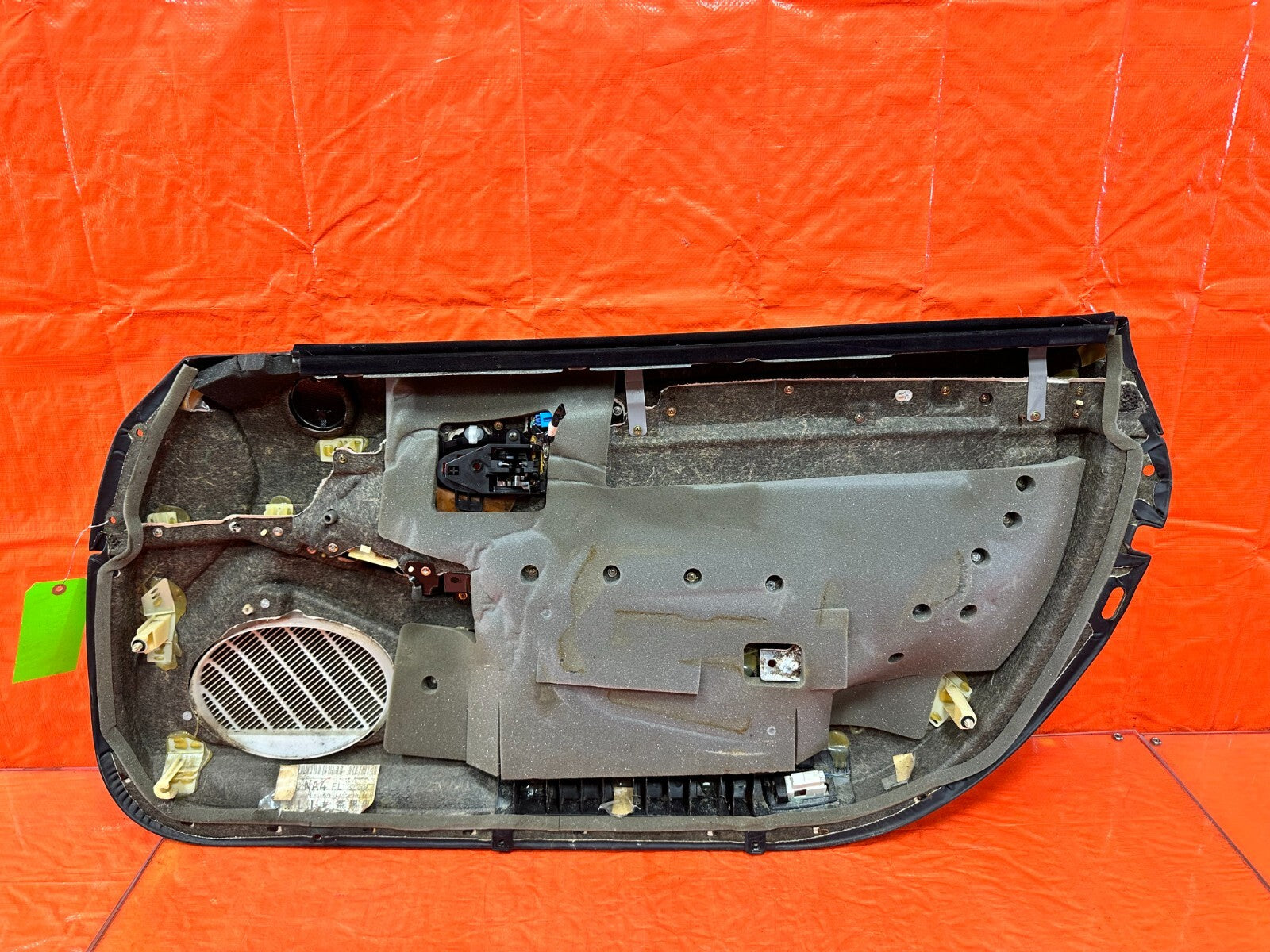 02 05 LEXUS SC430   DRIVER LEFT DOOR PANEL   BLACK N PEANUT BUTTER OEM 28815
