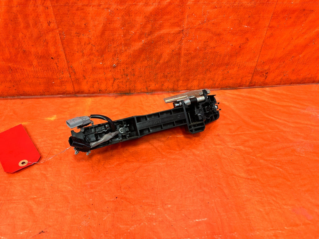 14-20 INFINITI Q50 - PASSENGER RIGHT FRONT EXTERIOR DOOR HANDLE - OEM #3142