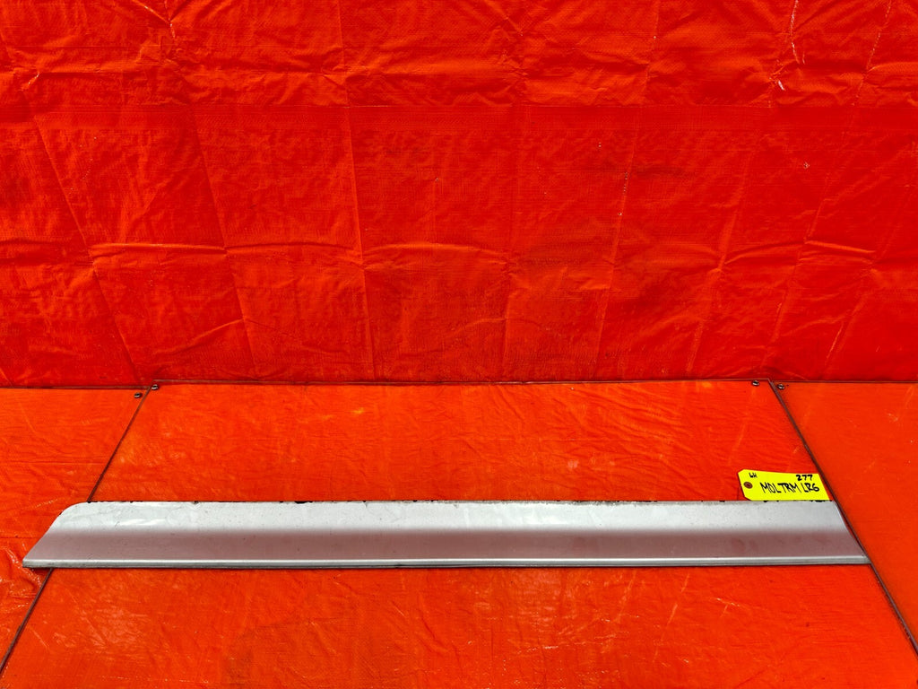 88 89 HONDA CRX   LEFT   LOWER DOOR MOLDING TRIM INSERT LINER LINING OEM #2770