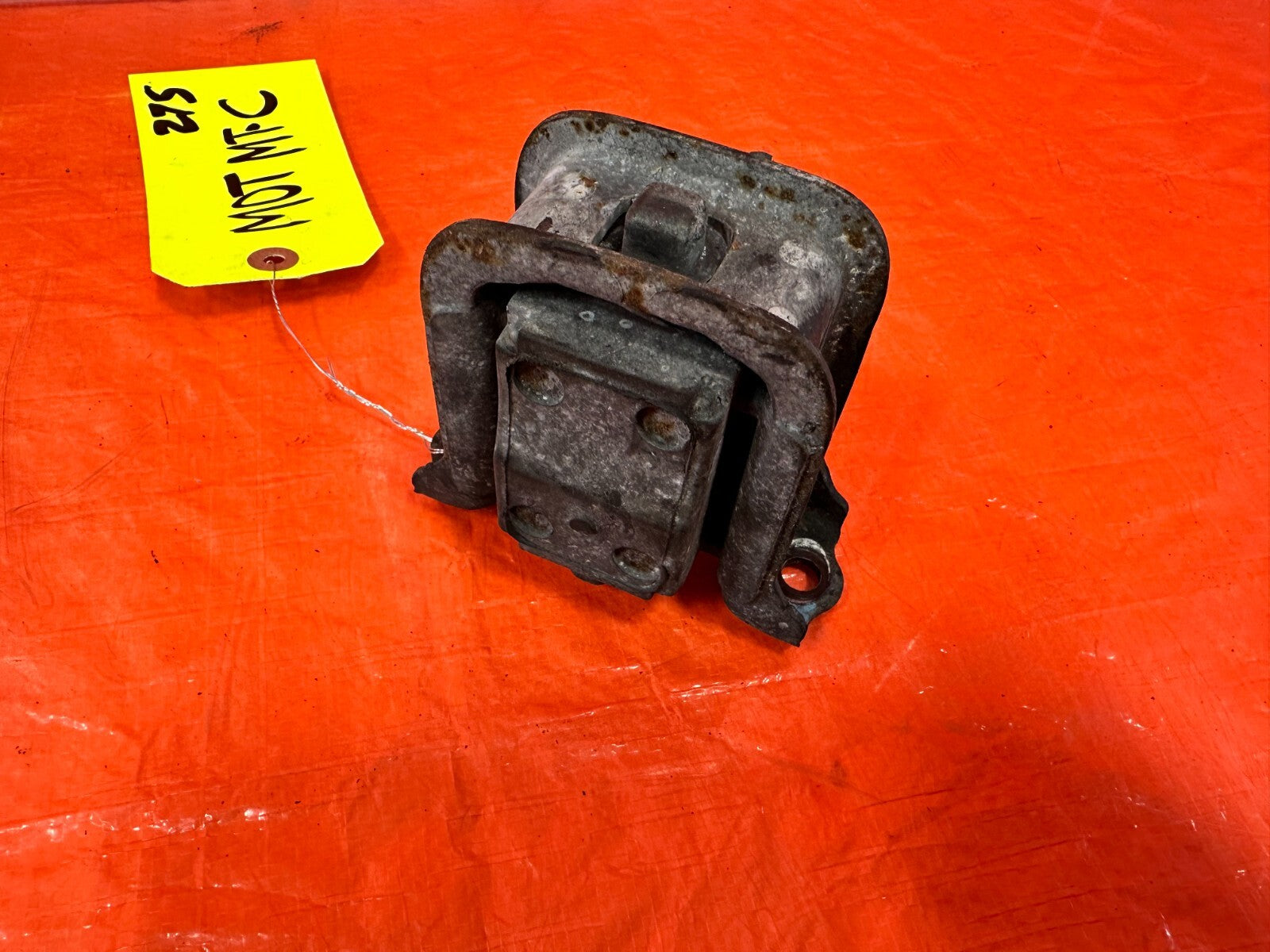 OEM 2004 04 ACURA TSX   ENGINE MOTOR MOUNT #2754