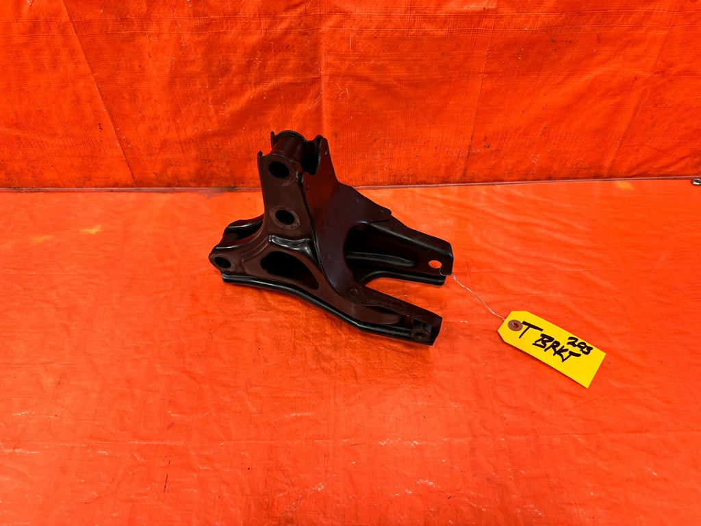 96 97 HONDA DEL SOL D16Y8 SOHC VTEC AUTOMATIC TRAR TRANSMISSION BRACKET OEM 2950