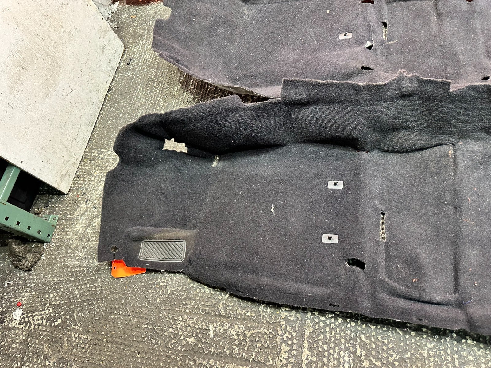 13 16 HYUNDAI GENESIS COUPE 3.8L   CARPET   BLACK IN COLOR   OEM FACTORY OE #2194