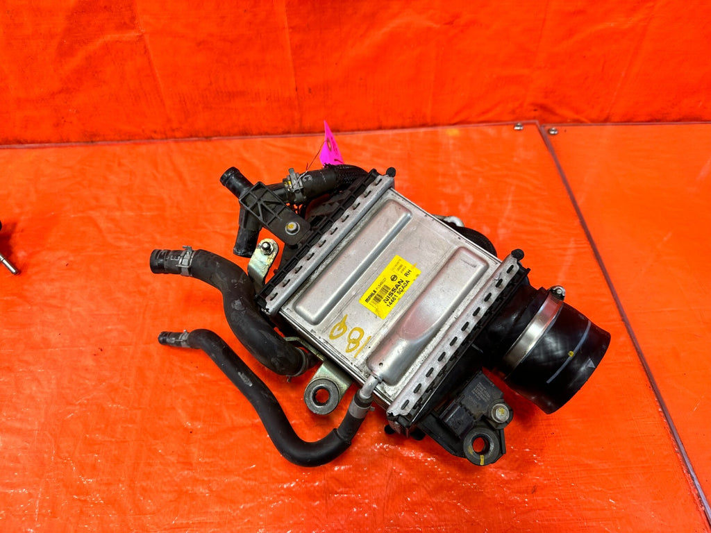 16 20 INFINITI Q50 & Q60   3.0L 300HP    RIGHT    INTERCOOLER   OEM #18Q0