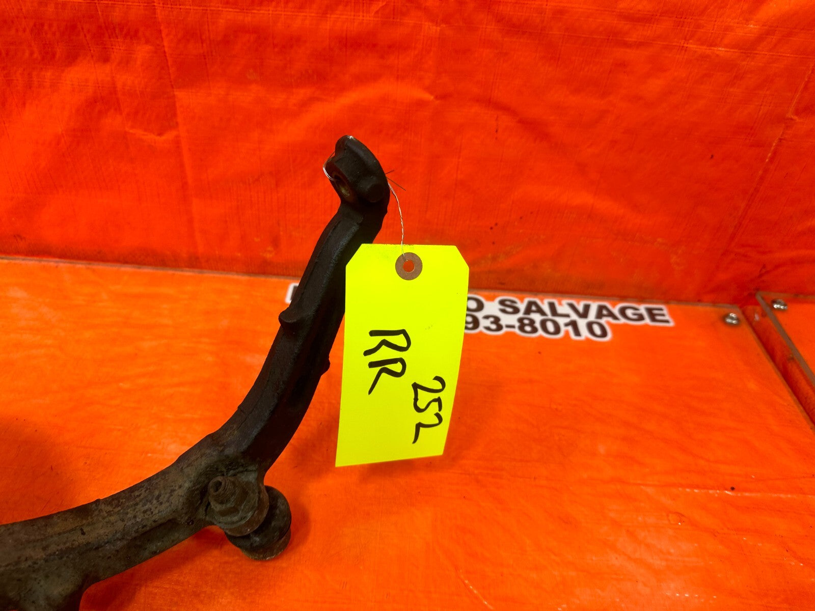 97 01 HONDA PRELUDE   PASSENGER RIGHT REAR   SPINDLE KNUCKLE HUB   OEM #2526