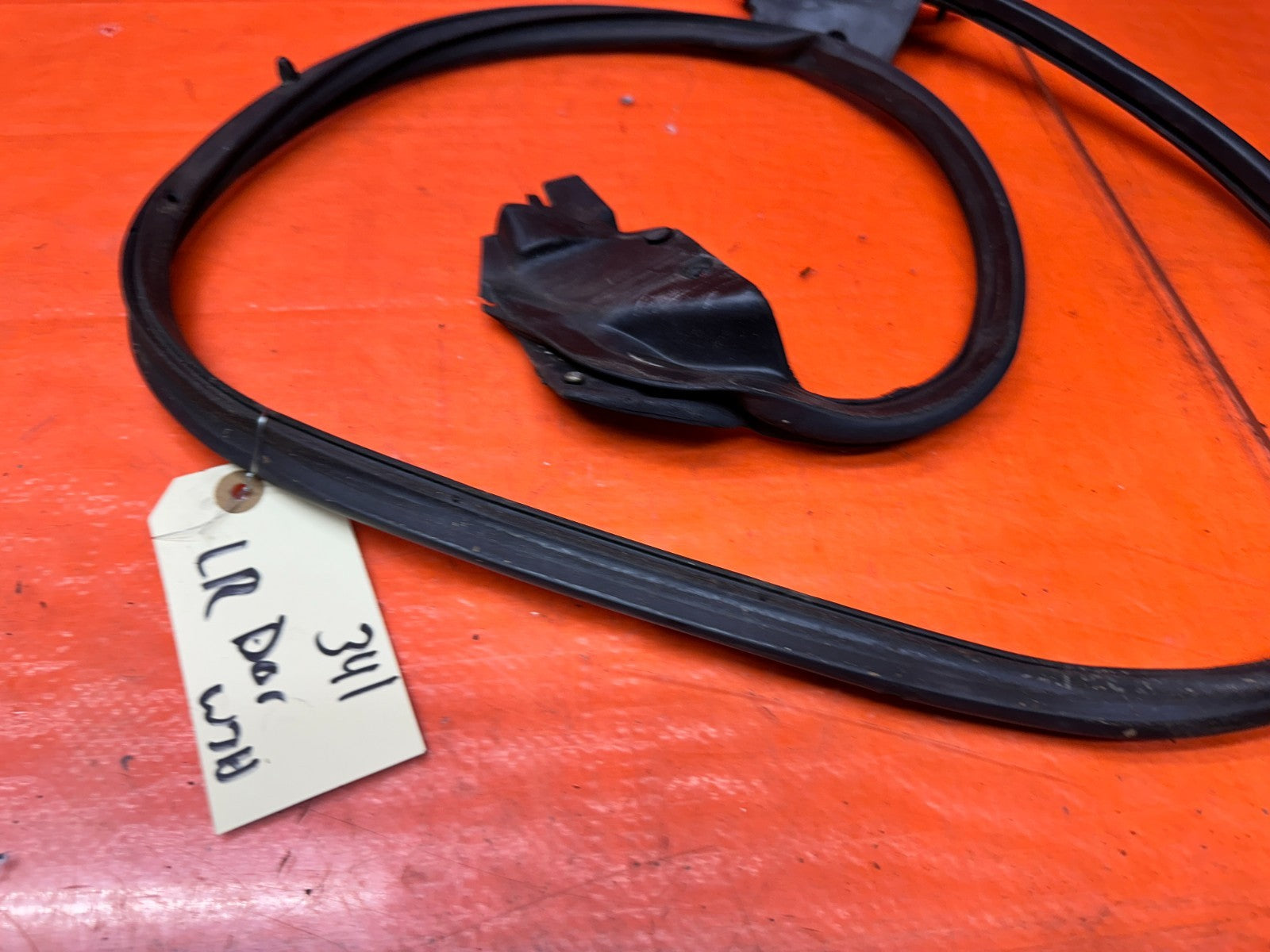 94-01 ACURA INTEGRA 4D 1.8L LEFT REAR LR DRIVER DOOR WEATHER STRIP SEAL OEM #3415