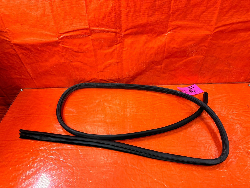 12 21 SUBARU WRX STI CHASSIS TO DOOR OPEN TRIM WEATHER STRIP LEFT REAR OEM #2660