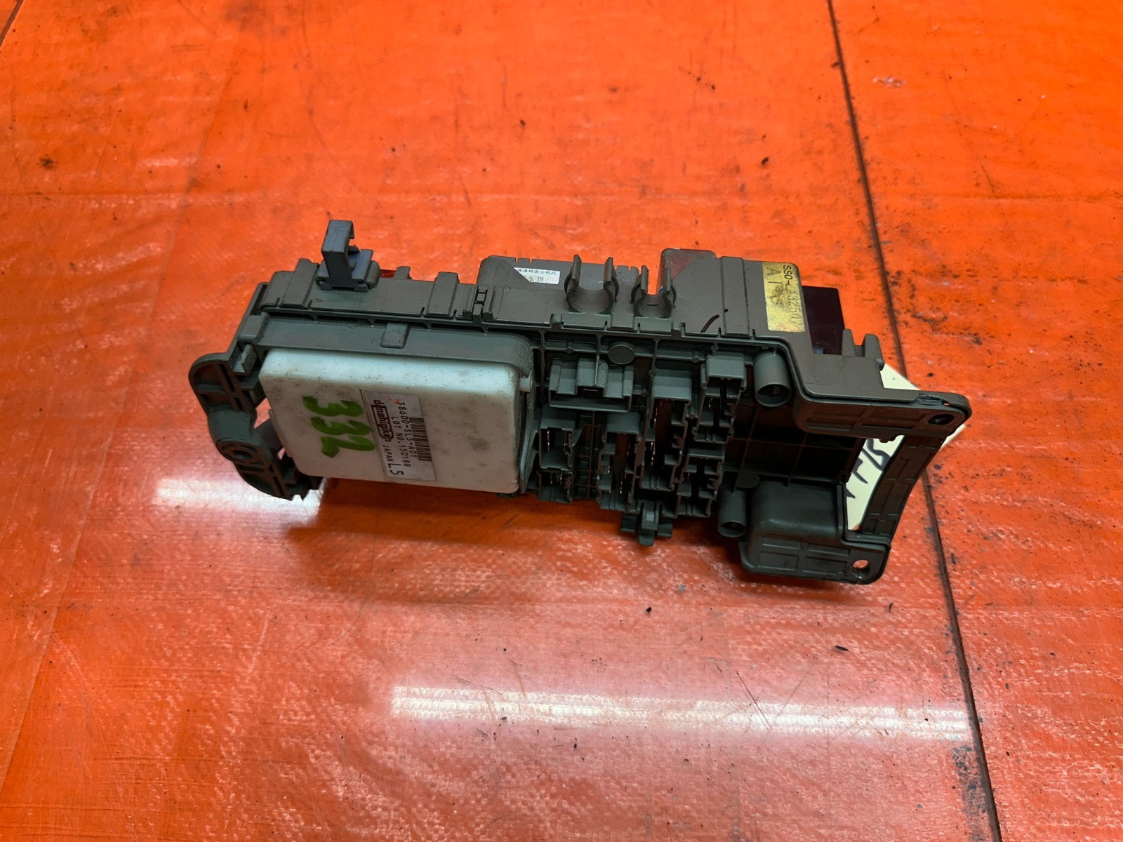 92 96 HONDA PRELUDE DRIVER SIDE LEFT INTERIOR FUSE BOX OEM #3328