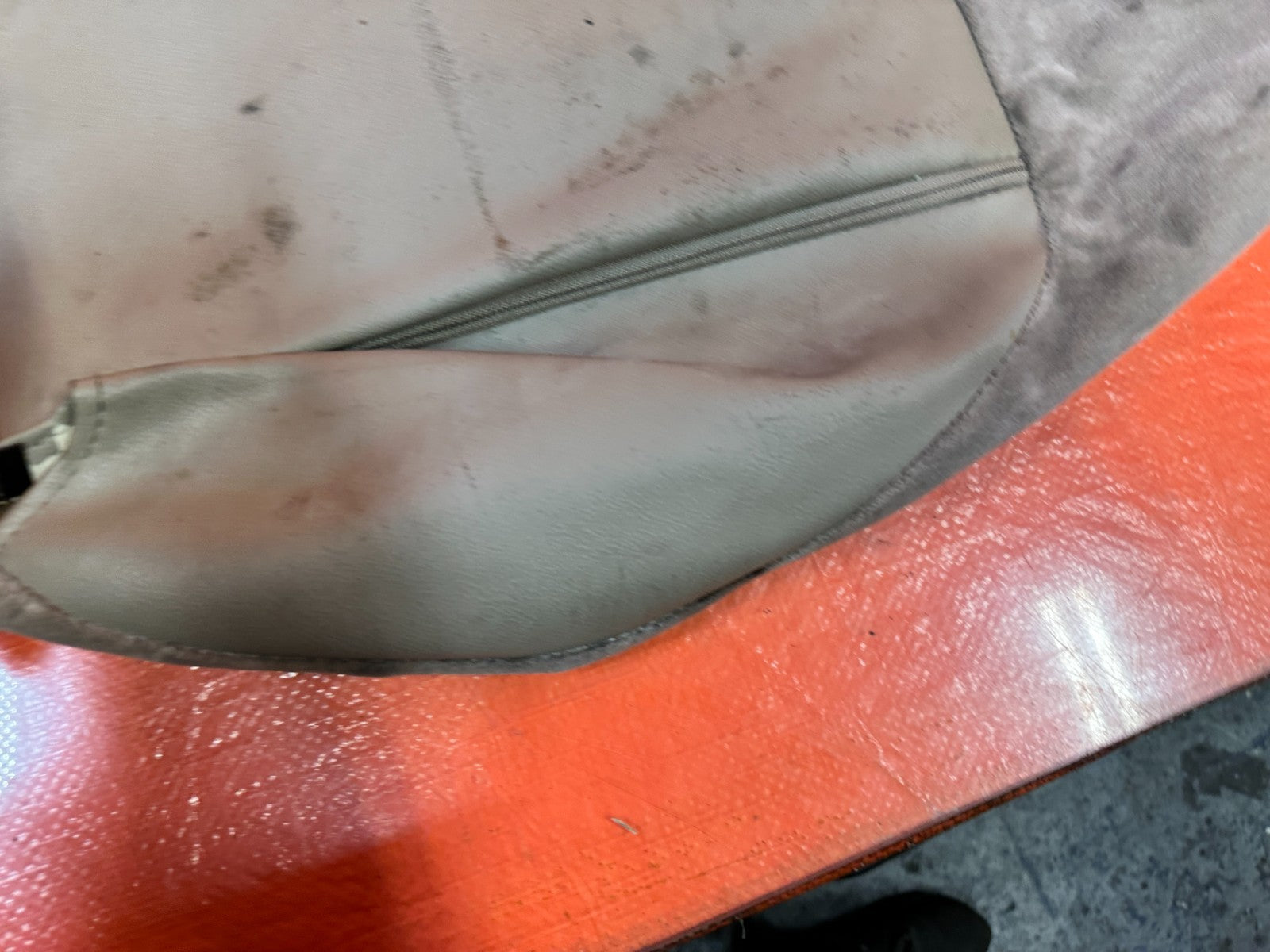 97 01 HONDA PRELUDE DRIVER LEFT FRONT UPPER SEAT SKIN WRAP  TAN OEM 32313