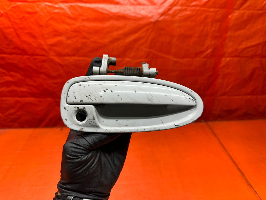 94-01 ACURA INTEGRA 4D RIGHT FRONT PASSENGER EXTERIOR DOOR HANDLE OEM #3410