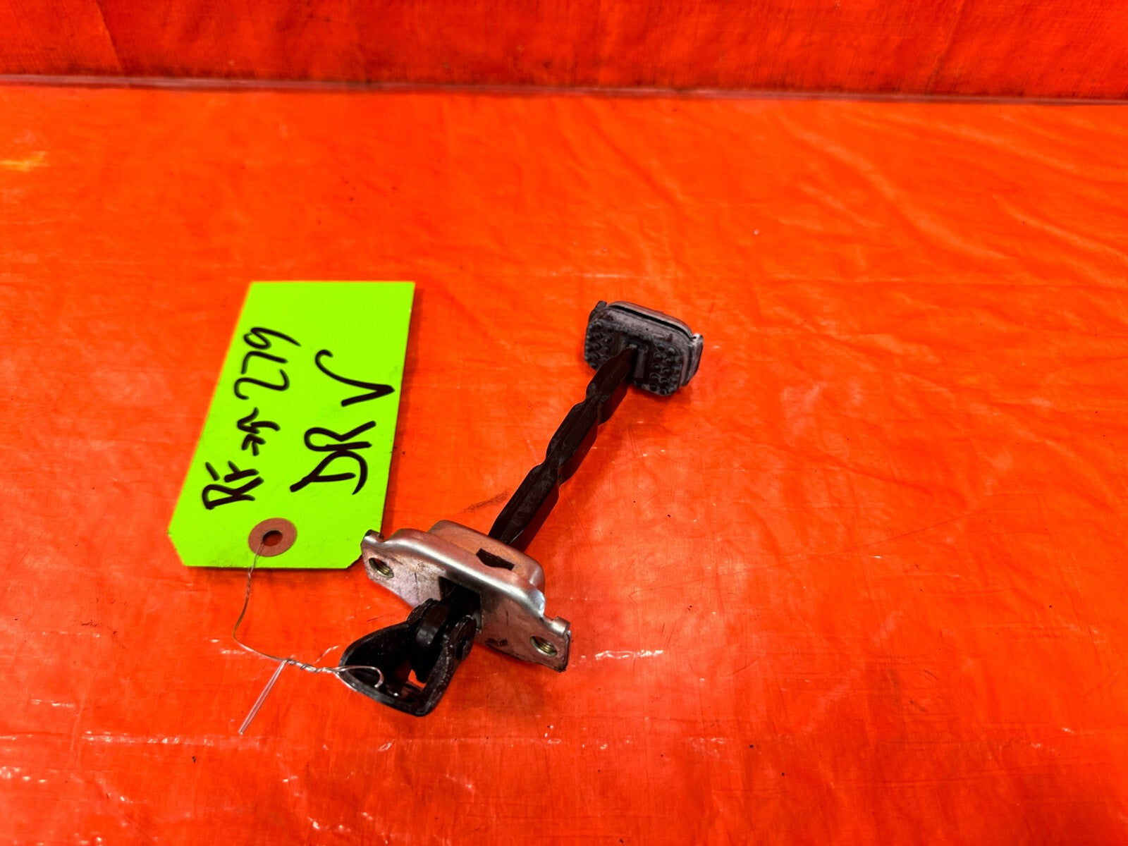 09 14 ACURA TSX   PASSENGER RIGHT DOOR CHECKER HINGE ARM STOPPER   OEM #2792