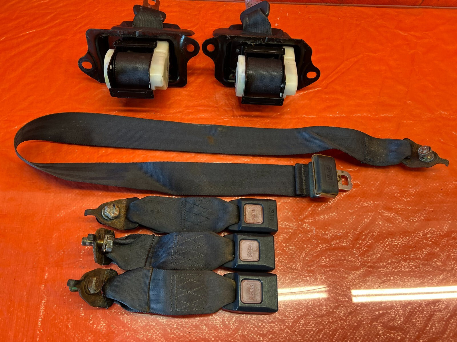 90 91 ACURA INTEGRA 2D   BLUE REAR SEAT BELT SET   LEFT & RIGHT SEAT BELTS   OEM8