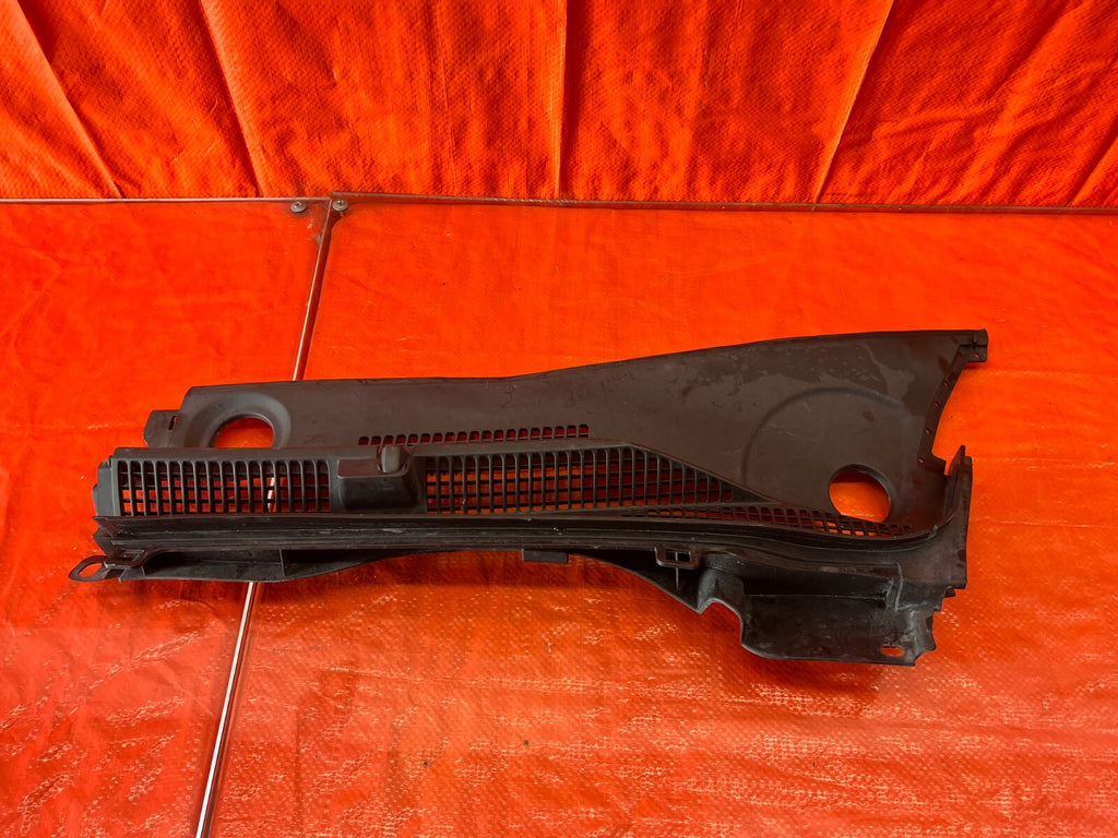 04 08 ACURA TL   WIPER COWL TRIM   DRIVER LEFT SIDE   OEM FACTORY #1370