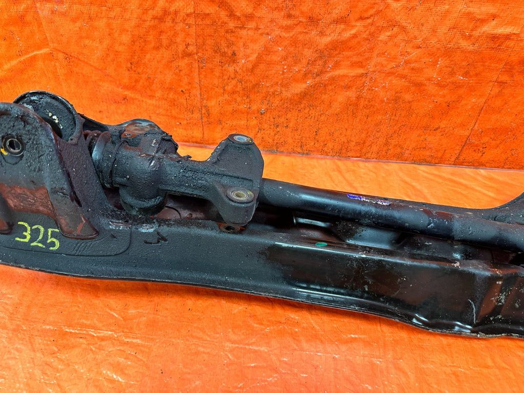 90 91 HONDA CIVIC HATCHBACK   FRONT SUBFRAME FRONT PORTION   OEM 3254