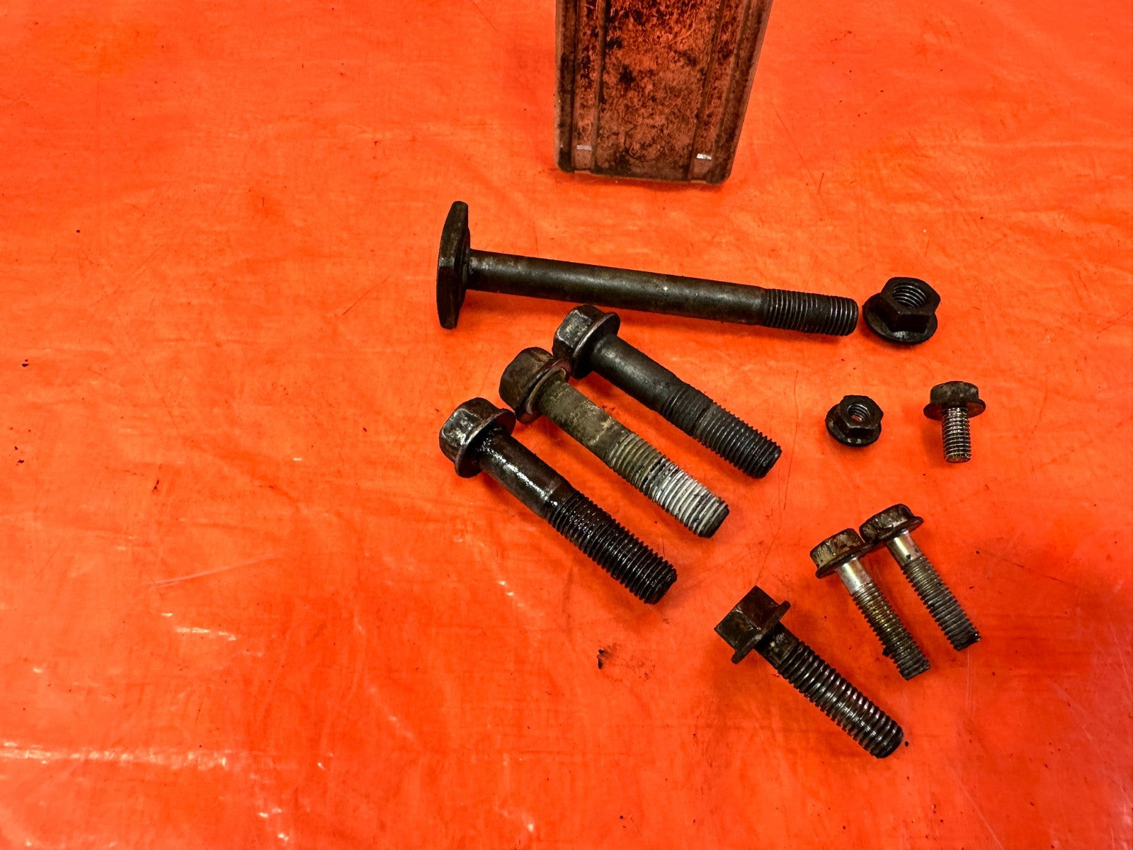 96 00 HONDA CIVIC   ALTERNATOR AND ALTERNATOR BRACKET BOLTS D16 OEM #3192