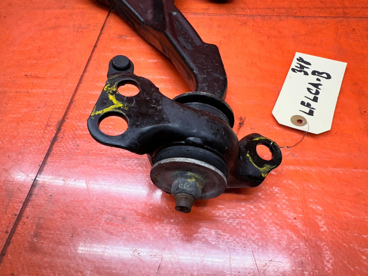 1992-1995 HONDA CIVIC DRIVER LEFT FRONT LOWER CONTROL ARM LCA OEM #34812