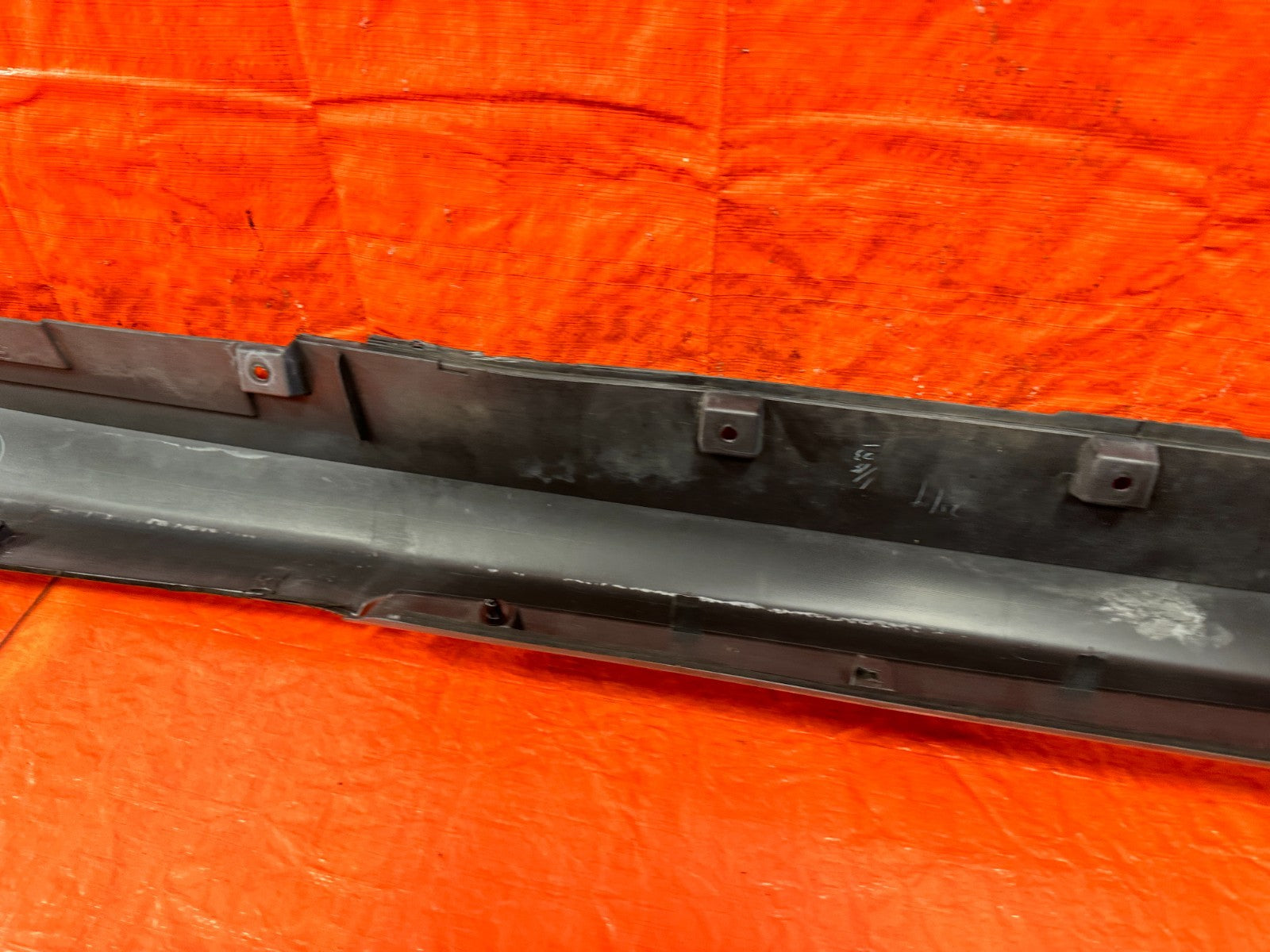 2008 INFINTI G37 COUPE SPORT SIDE SKIRT ROCKER MOLDING TRIM RIGHT OEM 32017