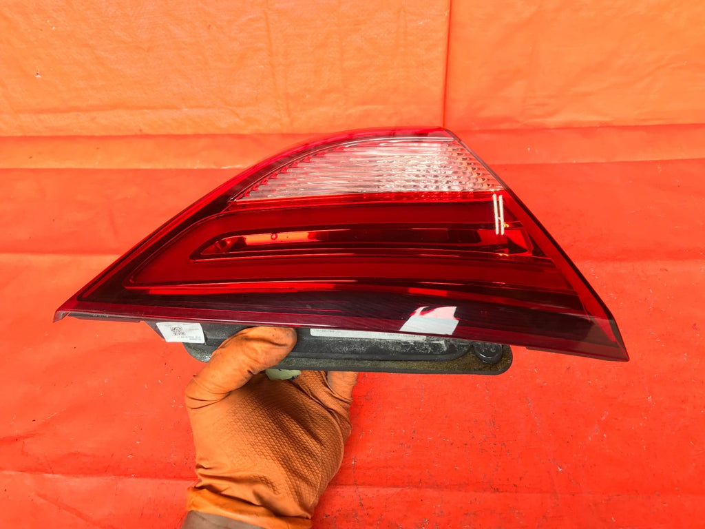 OEM 2015 2016 2017 CHRYSLER 200 DRIVER LEFT INNER TRUNK TAIL LIGHT LAMP LED0