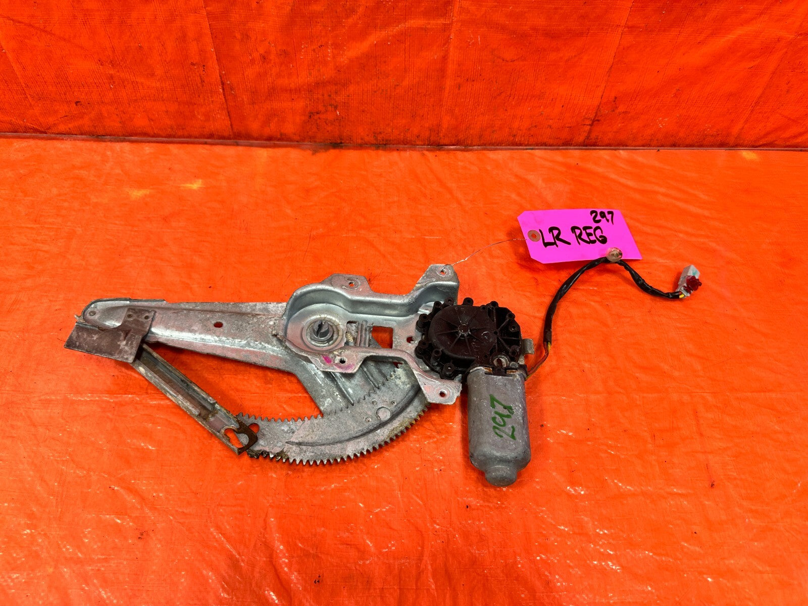 96 00 HONDA CIVIC 4D SEDAN DRIVER LEFT REAR WINDOW REGULATOR MOTOR OEM #2970