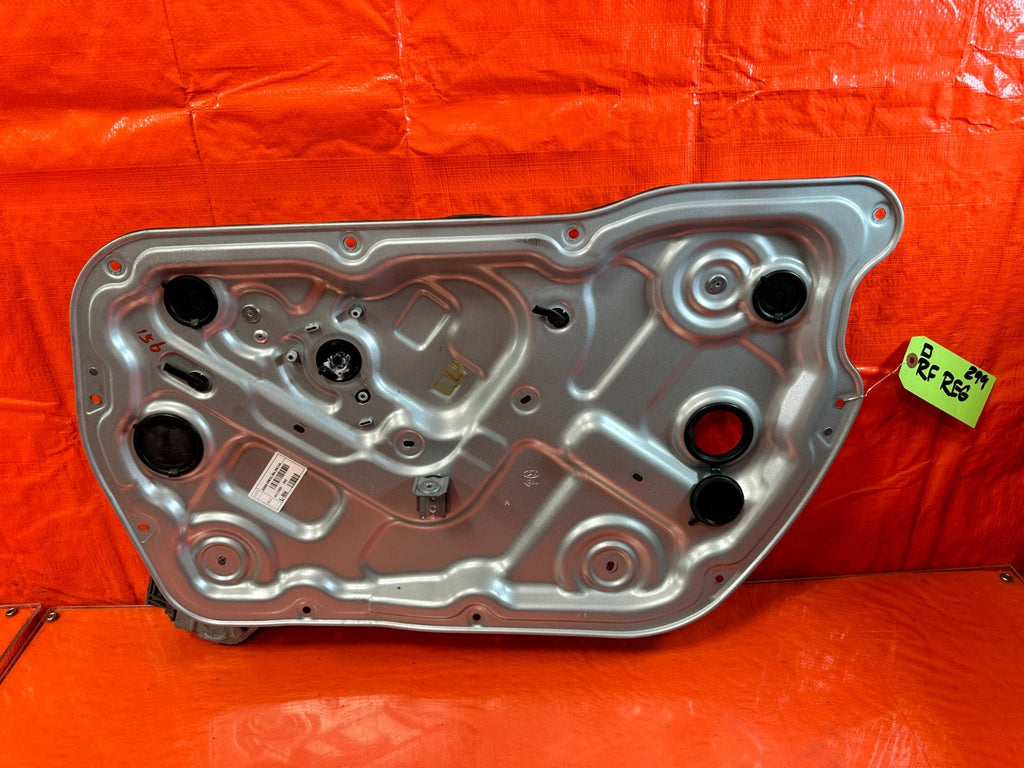 10 16 HYUNDAI GENESIS COUPE   PASSENGER RIGHT WINDOW REGULATOR W/ MOTOR OEM #29910