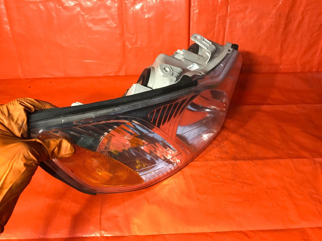 AFTERMARKET 2001 2002 2003 2004 TOYOTA AVALON PASSENGER RIGHT HEADLIGHT HEADLAMP5