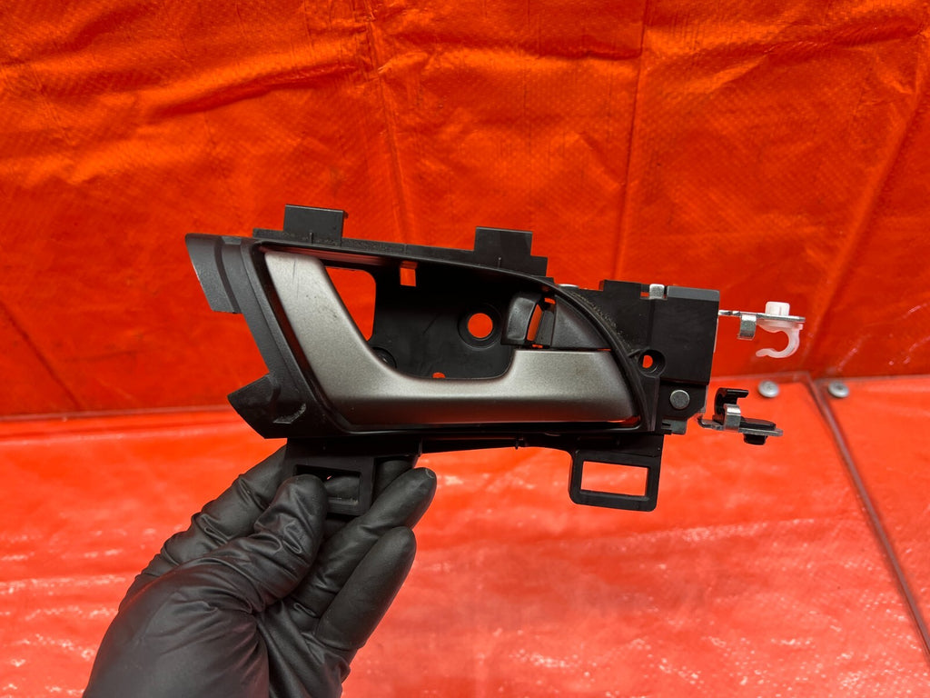 09 10 ACURA TSX   PASSENGER RIGHT REAR INTERIOR DOOR HANDLE   OEM FACTORY #1580