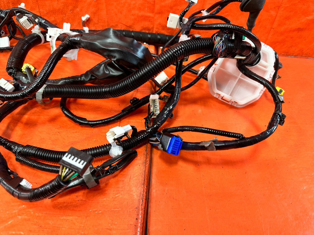 16-17 INFINITI Q50 RED SPORT 400 - INTERIOR FLOOR BODY HARNESS - 24014 6HB6A 31410