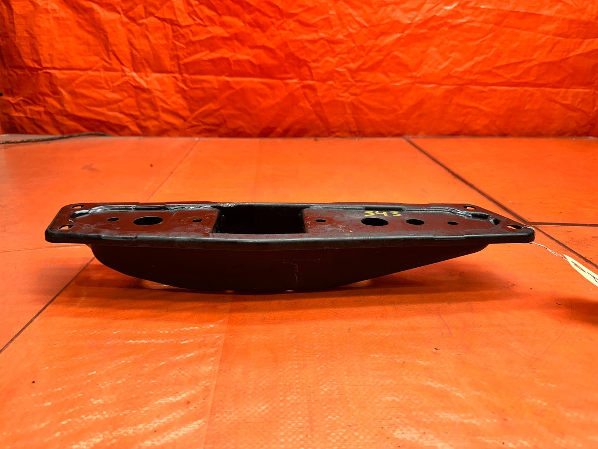 14-15 INFINITI Q50 3.7L VQ37VHR RWD TRANSMISSION MOUNTING BRACKET SUPPORT OEM #6