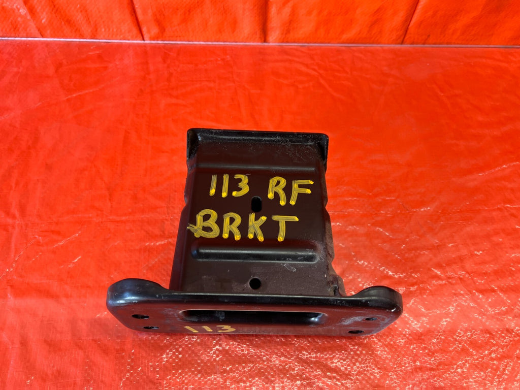 14 20 INFINITI Q50   PASSENGER RIGHT FRONT BUMBER REINFORCEMENT BAR BRACKET OEM8