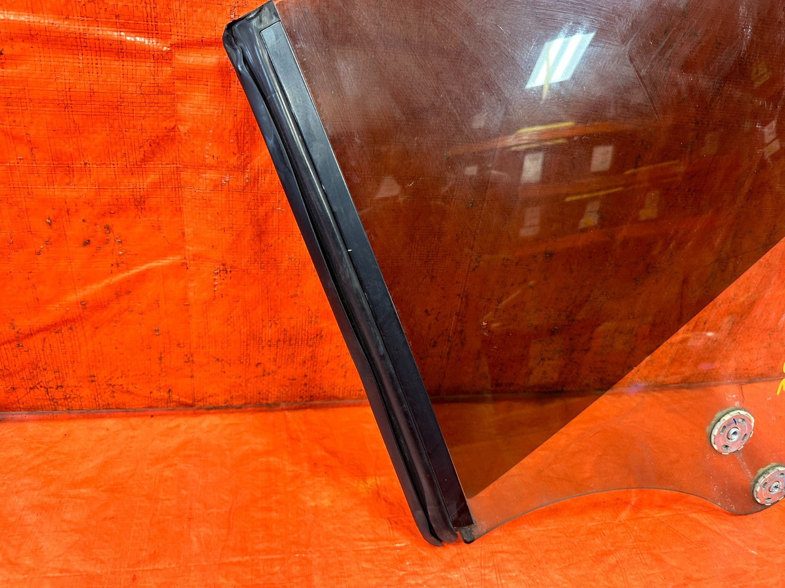 09 15 INFINITI G37 CONVERTIBLE   LEFT REAR CONVERTIBLE GLASS   OEM #3293