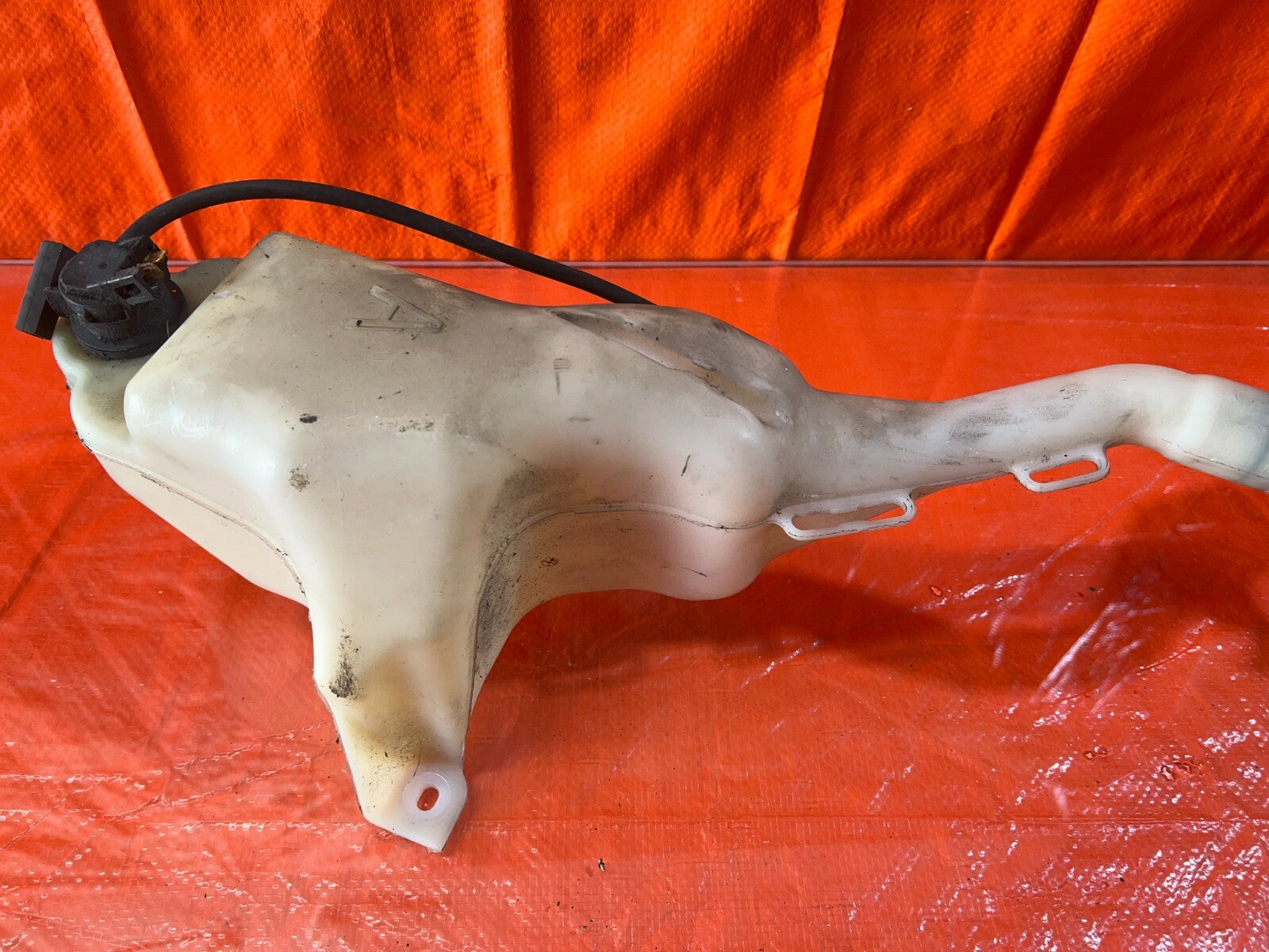 06 11 HONDA CIVIC SI COUPE WINDSHIELD WIPER RESERVOIR TANK W/ MOTOR OEM OE #775