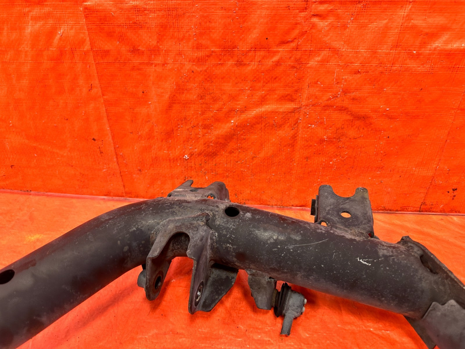 02 05 HONDA CIVIC SI EP3 HATCH   DRIVER LEFT REAR LOWER TRAILING CONTROL ARM 3087