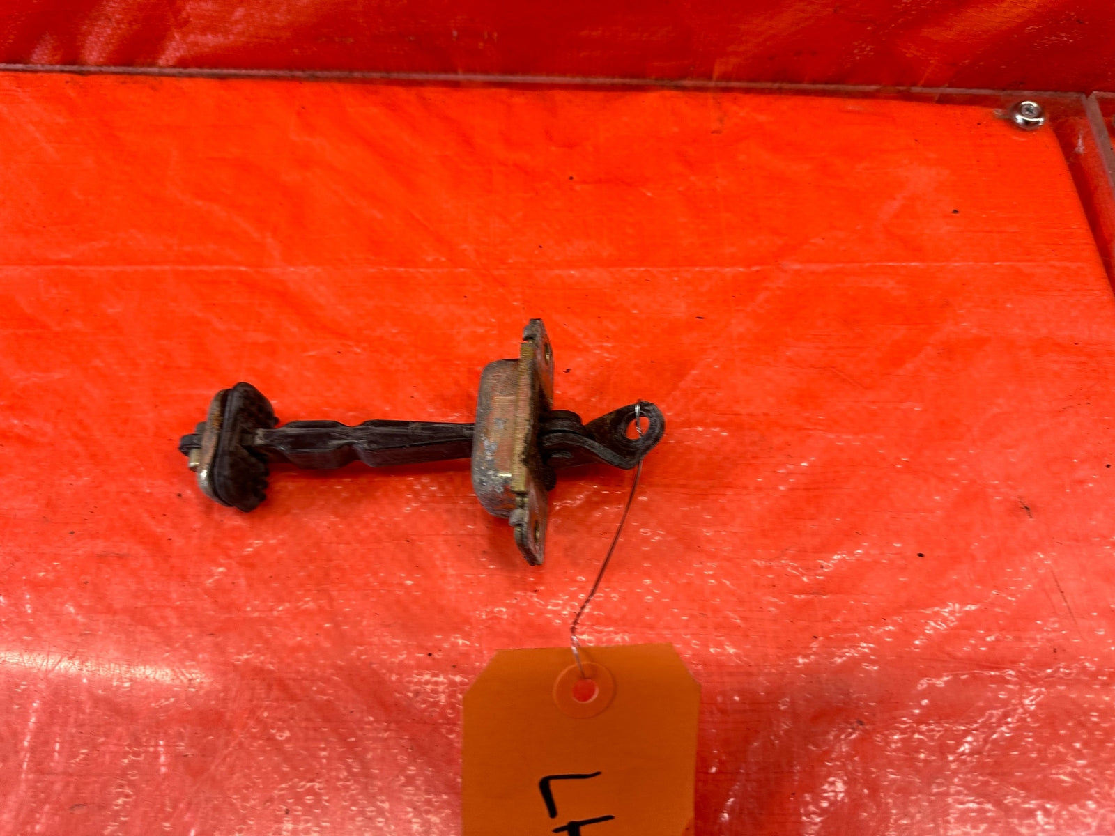 97 01 HONDA PRELUDE   DRIVER LEFT   DOOR CHECKER HINGE ARM STOPPER   OEM #2106